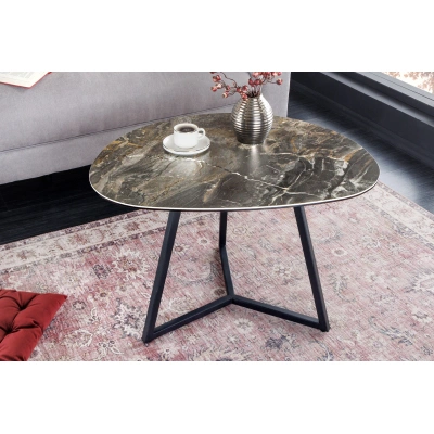 Estila Moderní konferenční stolek Ceramia v zaobleném trojúhelníkovém tvaru s černě hnědou vrchní deskou s mramorovým designem 70 cm