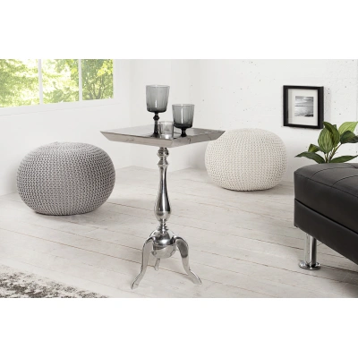 Estila Stylový luxusní odkládací stolek Jardin 55cm stříbrný