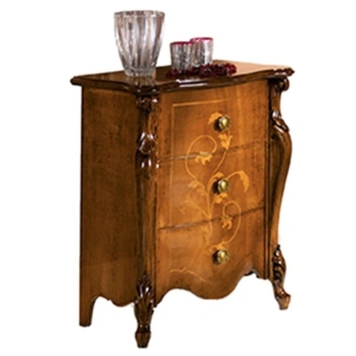 Estila Rustikální luxusní příruční stolek Pasiones z masivního dřeva se třemi zásuvkami as vyřezávanými nožičkami 67cm