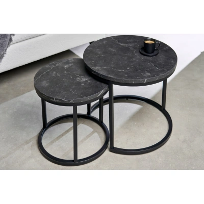 Estila Industriální set dvou konferenčních stolků Nadja v černém provedení z kovu a dřeva s mramorovým vzhledem