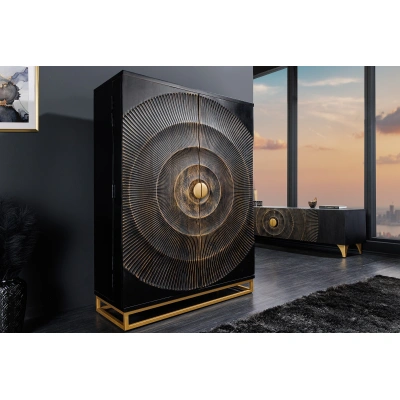 Estila Orientální barová skříň z mangového dřeva s kovovými detaily v černé a zlaté barvě 190 cm